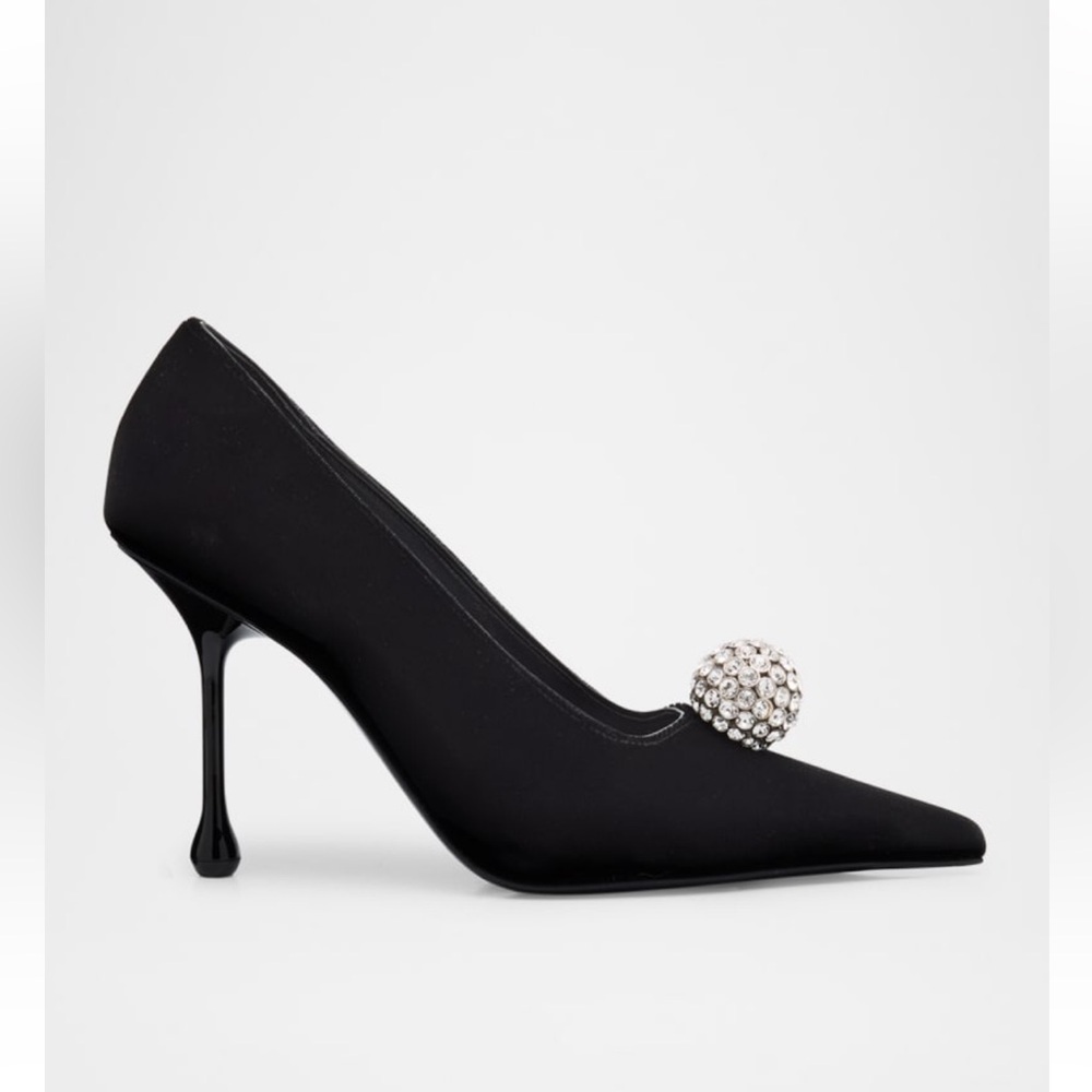 JIMMY CHOO
Crystal Orb Velvet Pumps
|EU 35.5 - Picture 10 of 12